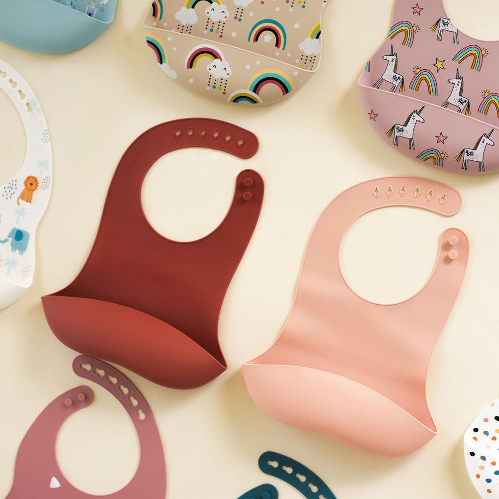 Babero de silicona unicolor